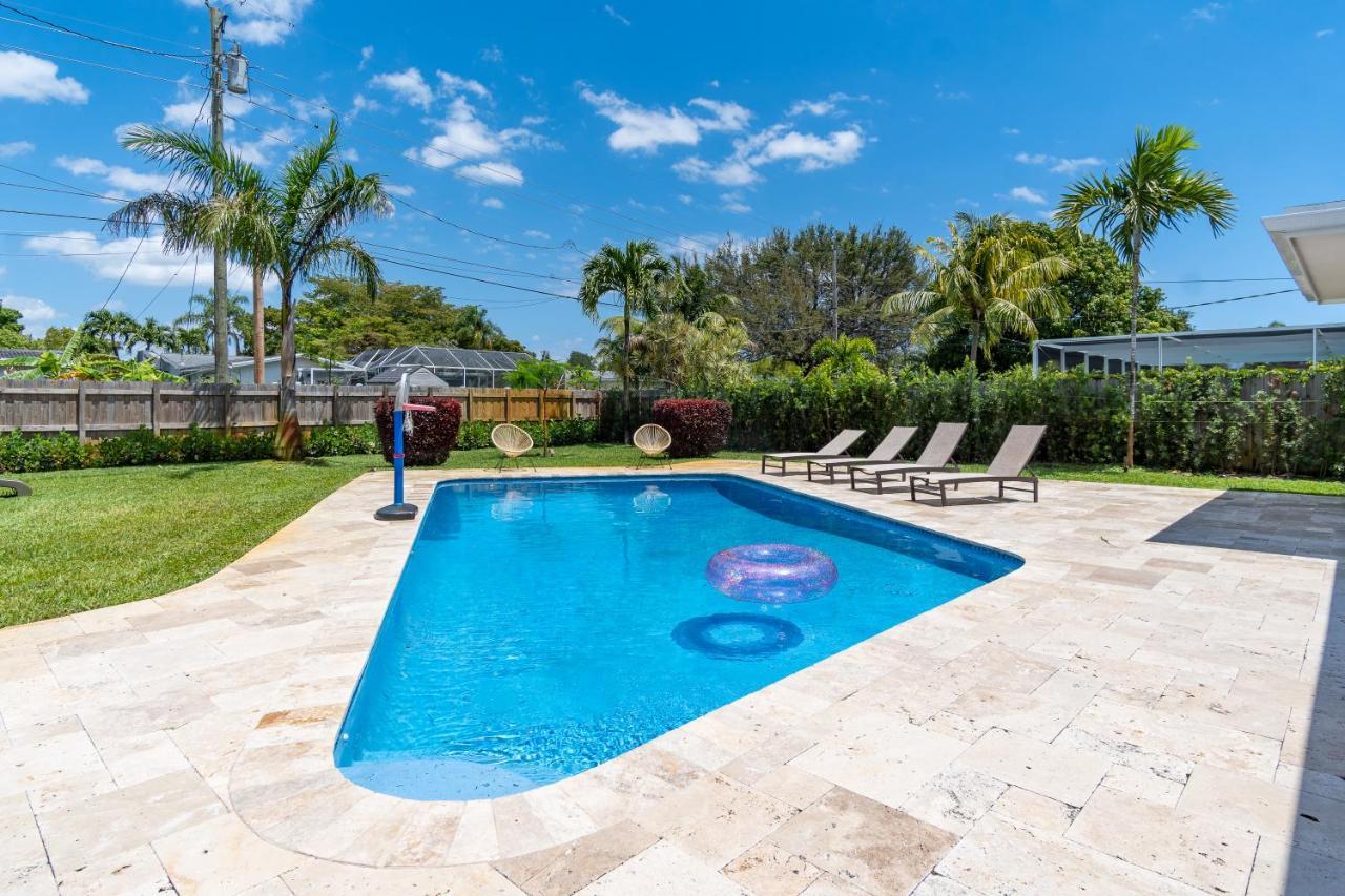 Hollywood Paradise Luxury 4Br 3Ba Home And Outdoor Fun With Heated Pool Exterior photo