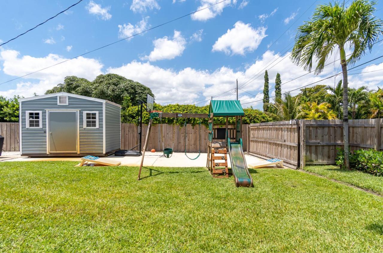 Hollywood Paradise Luxury 4Br 3Ba Home And Outdoor Fun With Heated Pool Exterior photo