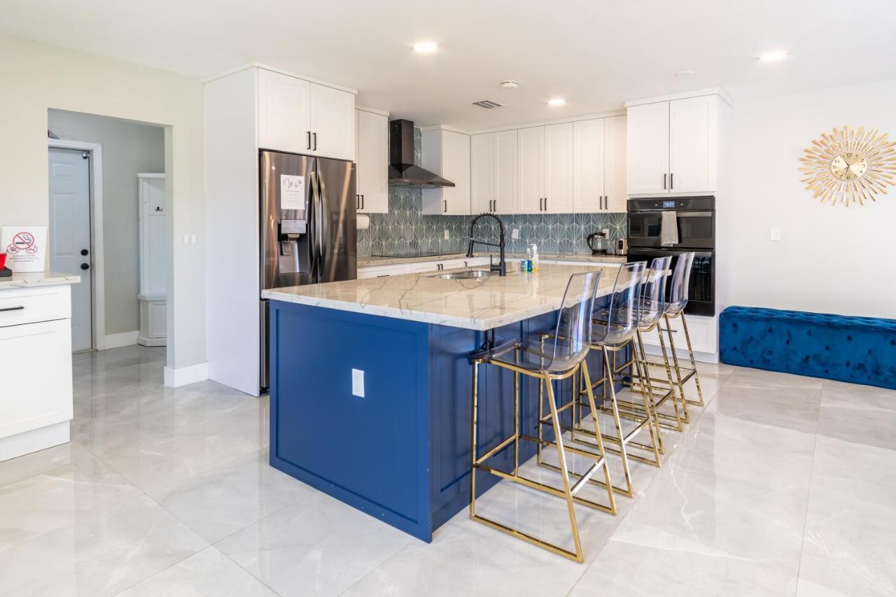 Hollywood Paradise Luxury 4Br 3Ba Home And Outdoor Fun With Heated Pool Exterior photo